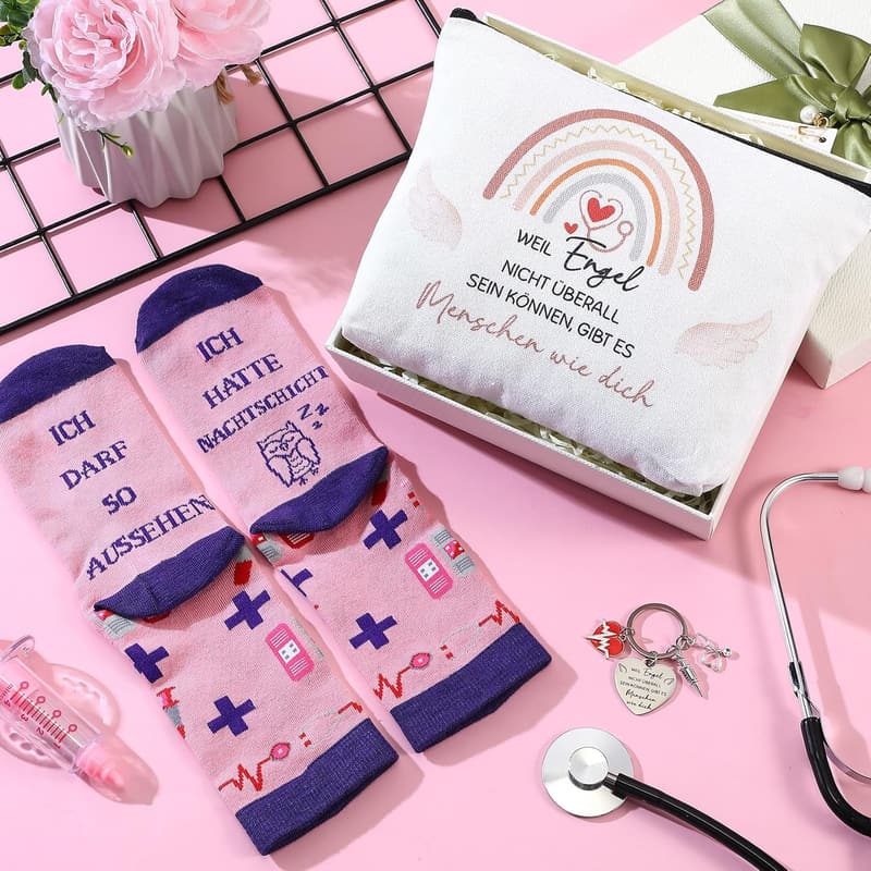 Dankeschön-Geschenkset für Pflegekräfte mit Socken, Schlüsselanhänger und Kosmetiktasche