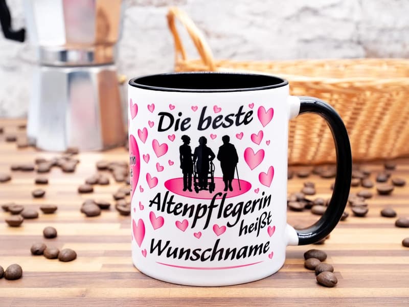 Personalisierte Tasse für Altenpflegerinnen – Lustiges Geburtstagsgeschenk