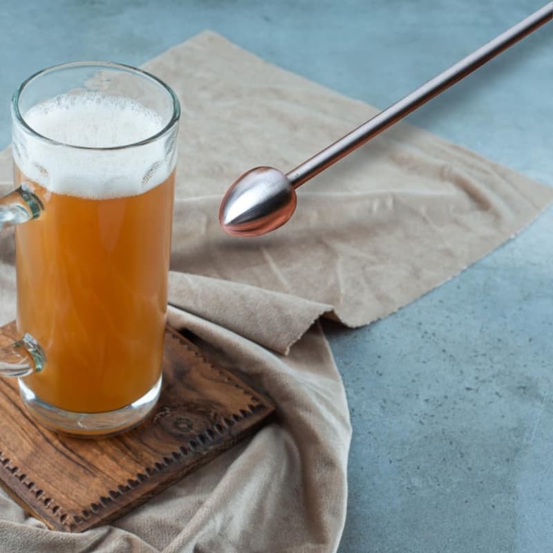 Bierstachel aus Holz & Edelstahl für aromatisiertes Bier