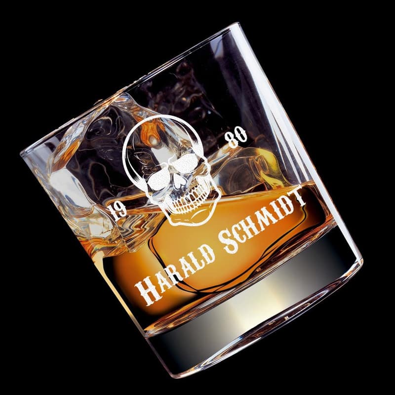 Personalisierbares Totenkopf-Whiskyglas mit Wunschgravur 315 ml