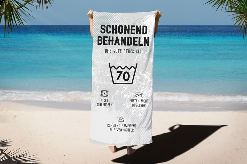 Lustiges Strandhandtuch Geschenk zum Geburtstag für Männer und Frauen (100x50cm)