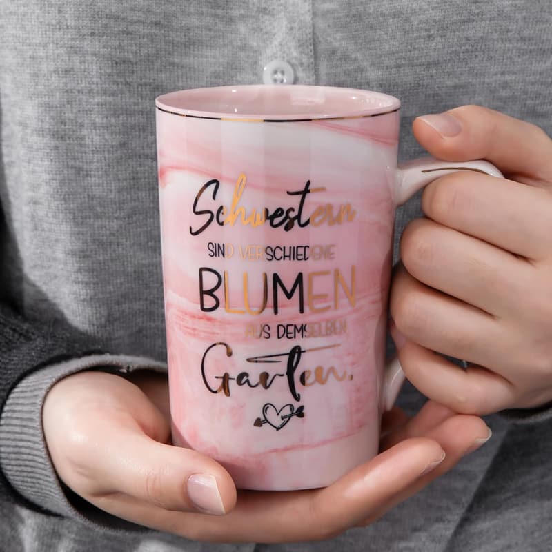 Geburtstagsgeschenk für Schwester – Rosa Marmor Tasse mit Goldmuster