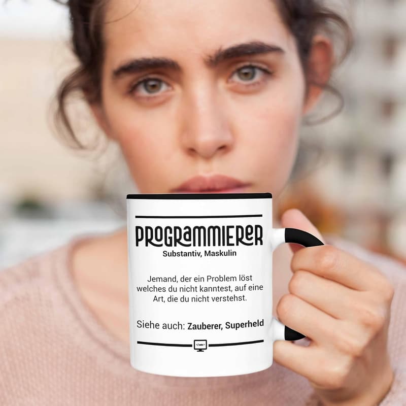 Codertasse für Programmierer – Geschenkidee für IT-Techniker (Schwarz)