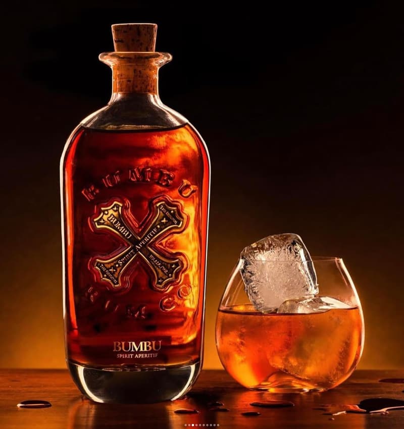 BUMBU Rum - Bourbonfass gereift, 0,7l, ideal für Cocktails