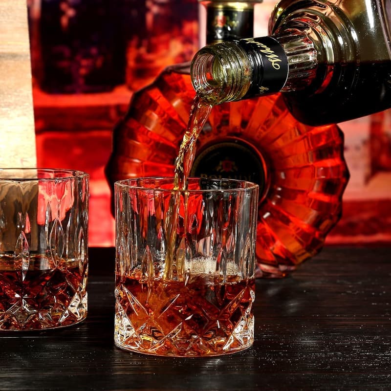 Whisky Set Geschenk für Männer – 2 Gläser, 8 Steine, Holzbox
