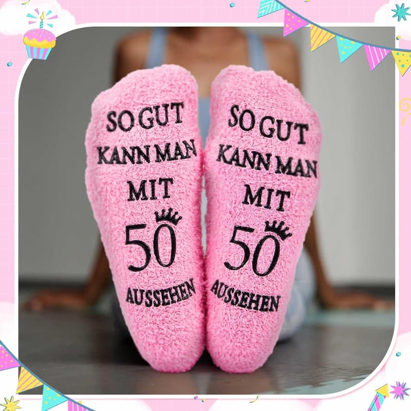 Geschenkset zum 50. Geburtstag für Frauen mit Kosmetiktasche und Socken