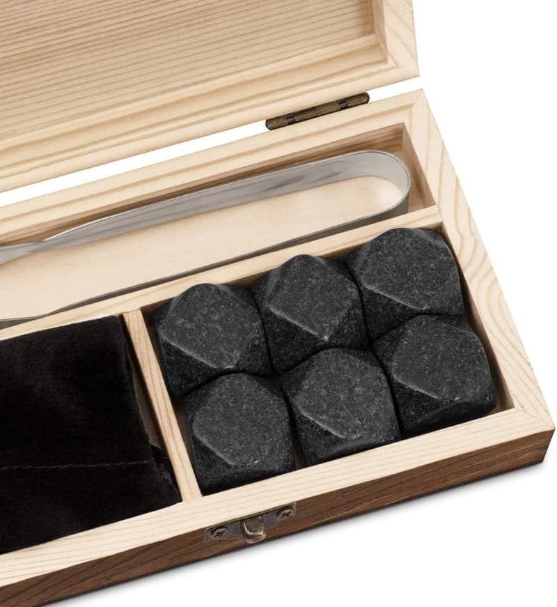 Maverton Whisky Steine Set mit Gravur – 6 Granit-Eiswürfel in Holzbox
