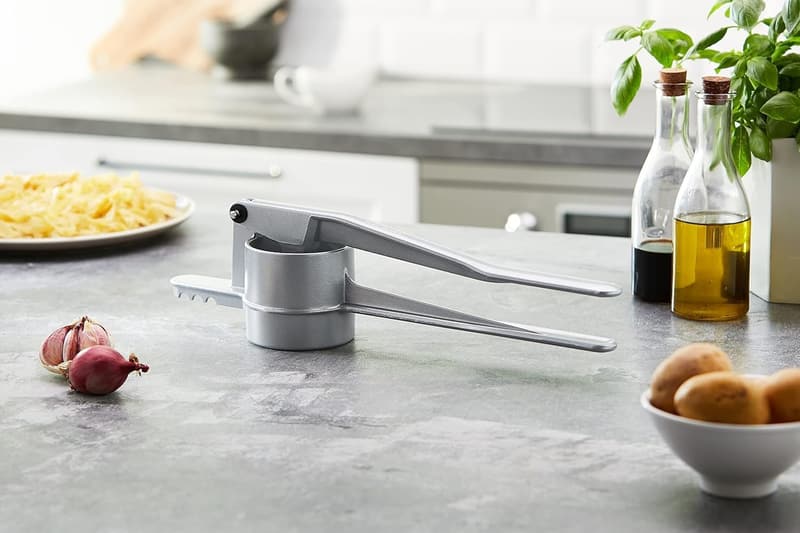Spätzle-/Kartoffelpresse aus Aluminiumdruckguss, 41 cm, Silber