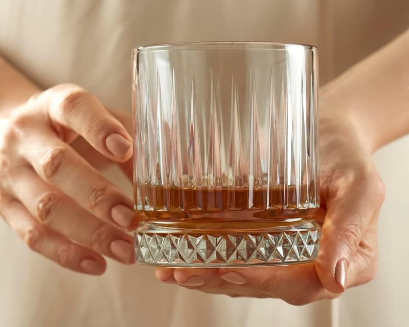 Elysia Whiskey Gläser Set - 4 Kristallklare Tumbler für Papa