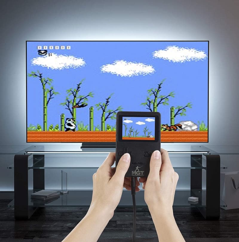 Retro-Spielekonsole 2in1 mit 200 Spielen und 7 cm Farbdisplay