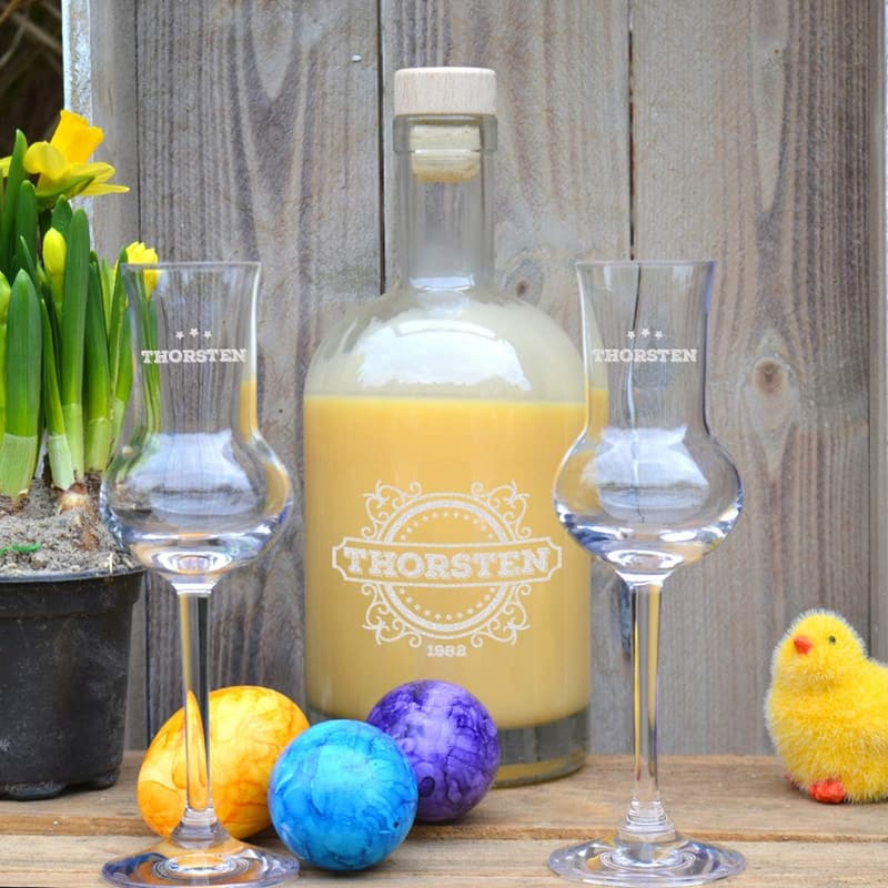 Geburtstagsgeschenkset: Gravierte Flasche 700ml & 2 Likörgläser