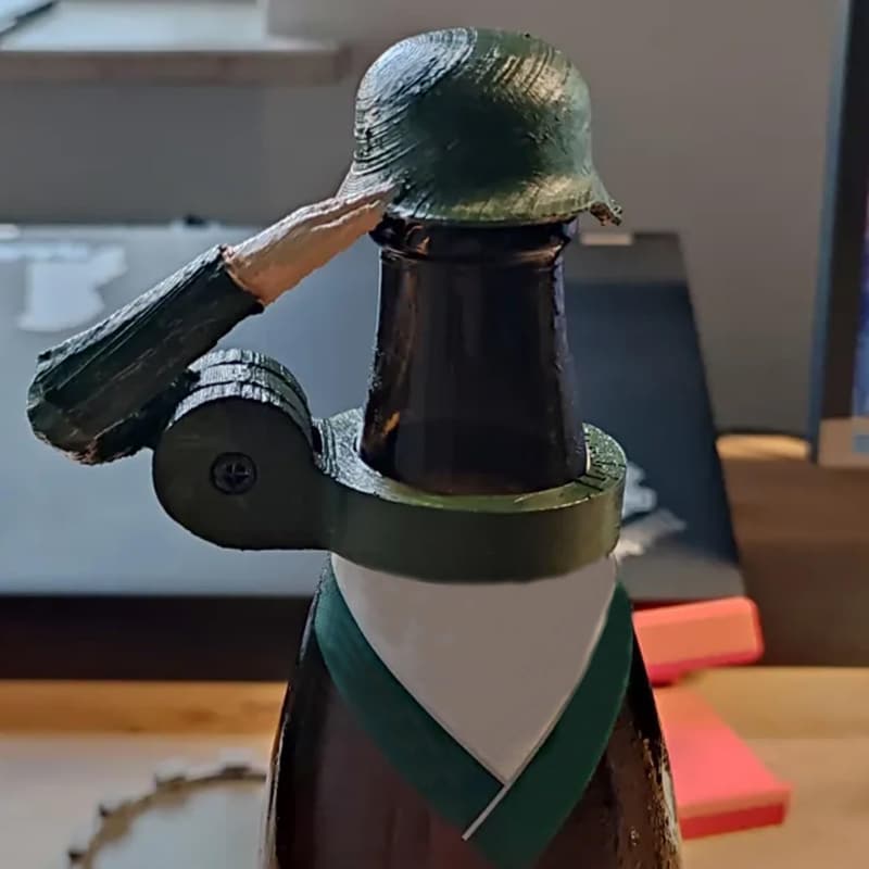 Lustiger Bierhelm für Soldaten – Wiederverwendbare, dekorative Flaschenverschlüsse