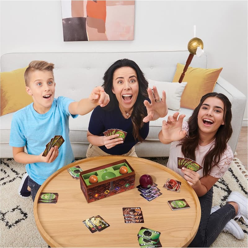 Harry Potter Fang den Goldenen Schnatz - Kartenspiel für 3-4 Spieler ab 8 Jahren