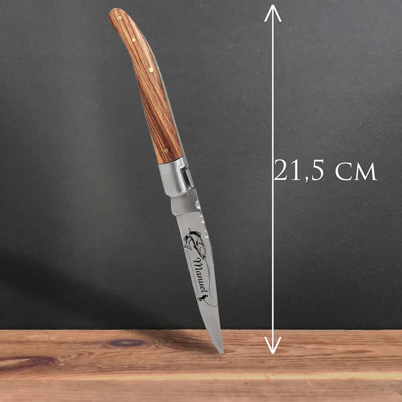 Personalisiertes Messer mit eingraviertem Namen - Geschenk für Männer