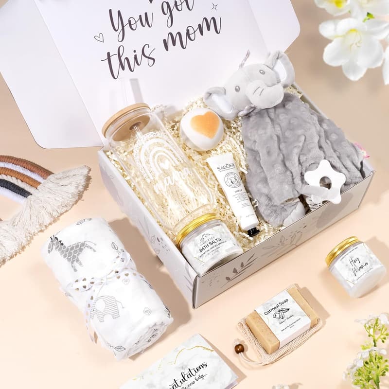 New Mom Gift Box: Pampering Essentials for Mothers