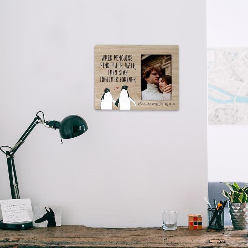 Valentine's Day Penguin Photo Frame for Couples (4x6 Inch)