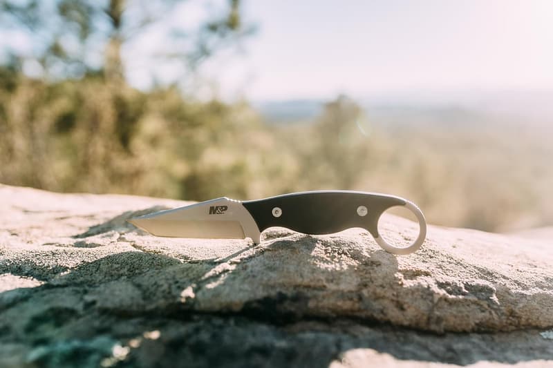 Smith & Wesson M&P Karambit Knife with G10 Handle, 8.5in