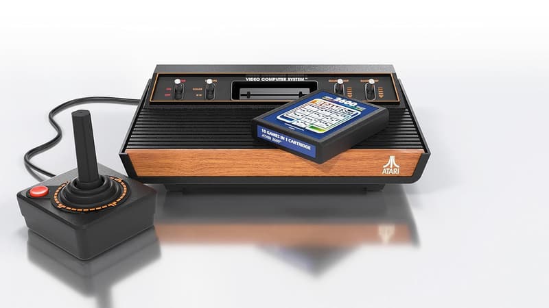 Atari 2600+ Console with Joystick & 10 Games - HDMI Output