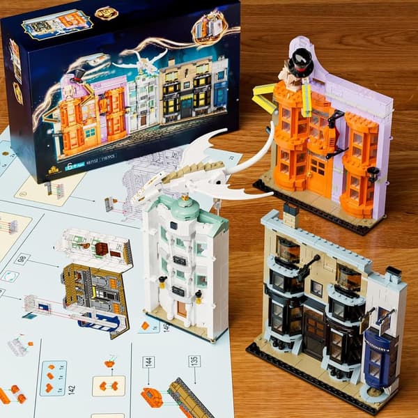 Creative Building Set Bookend Toy for Fantasy Fans (1187 Pieces)