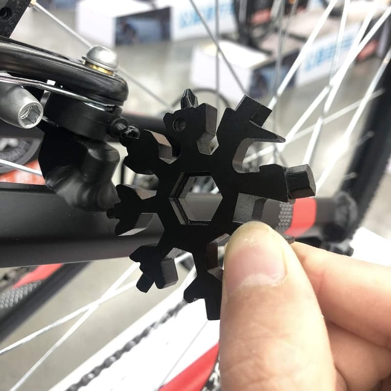 18-in-1 Stainless Steel Snowflake Multi-Tool for Christmas