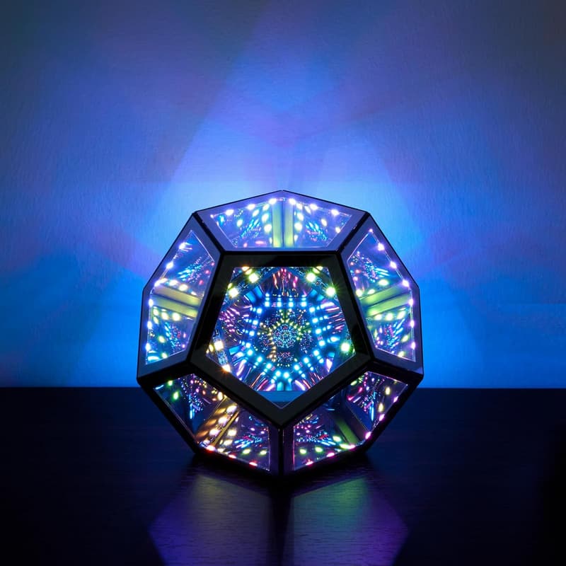 RGBW Infinity Dodecahedron Desk Lamp for Gaming Decor