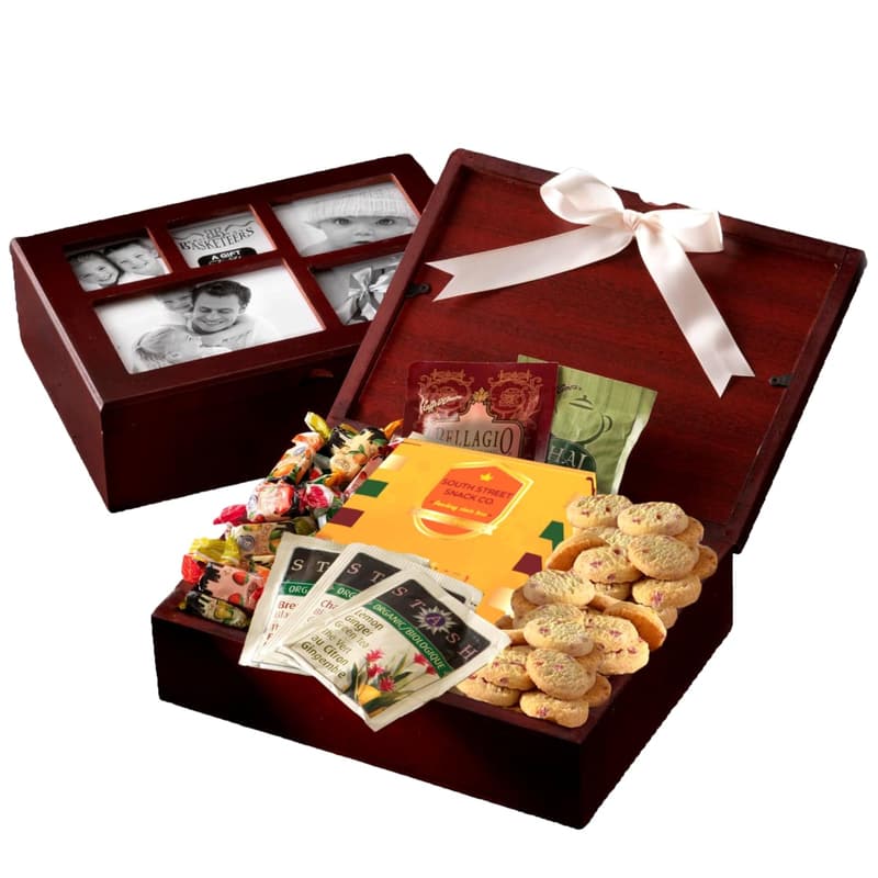 Snack Assortment Gift Box for Families & Couples