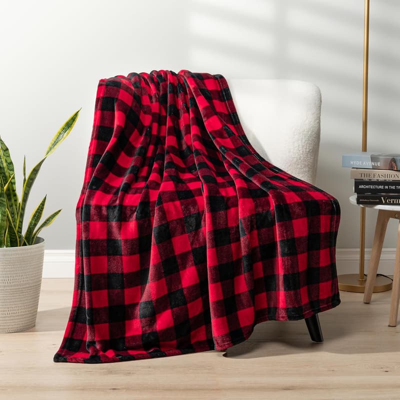 Buffalo Plaid Fleece Throw Blanket for Cozy Fall Decor