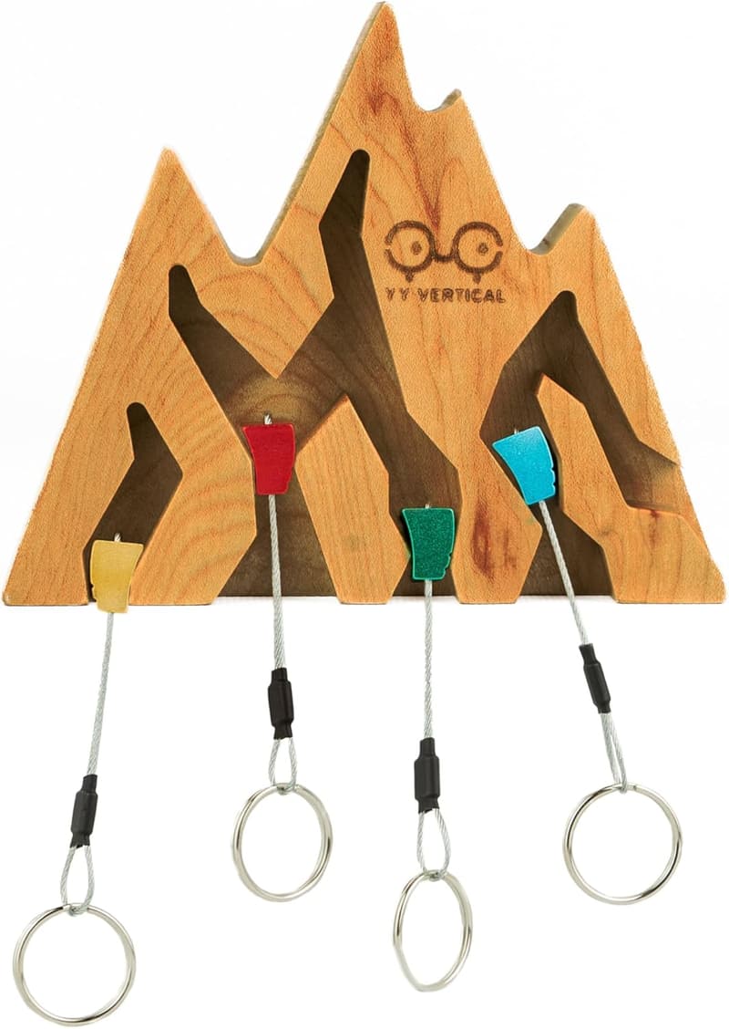 Mountain Decor Keyholder with 4 Key Rings for Mountain Lovers