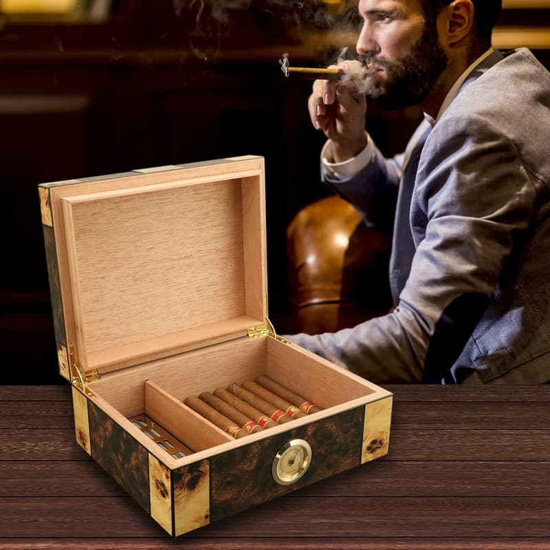 Cedar Wood Cigar Humidor Box with Humidifier - Gift for Men