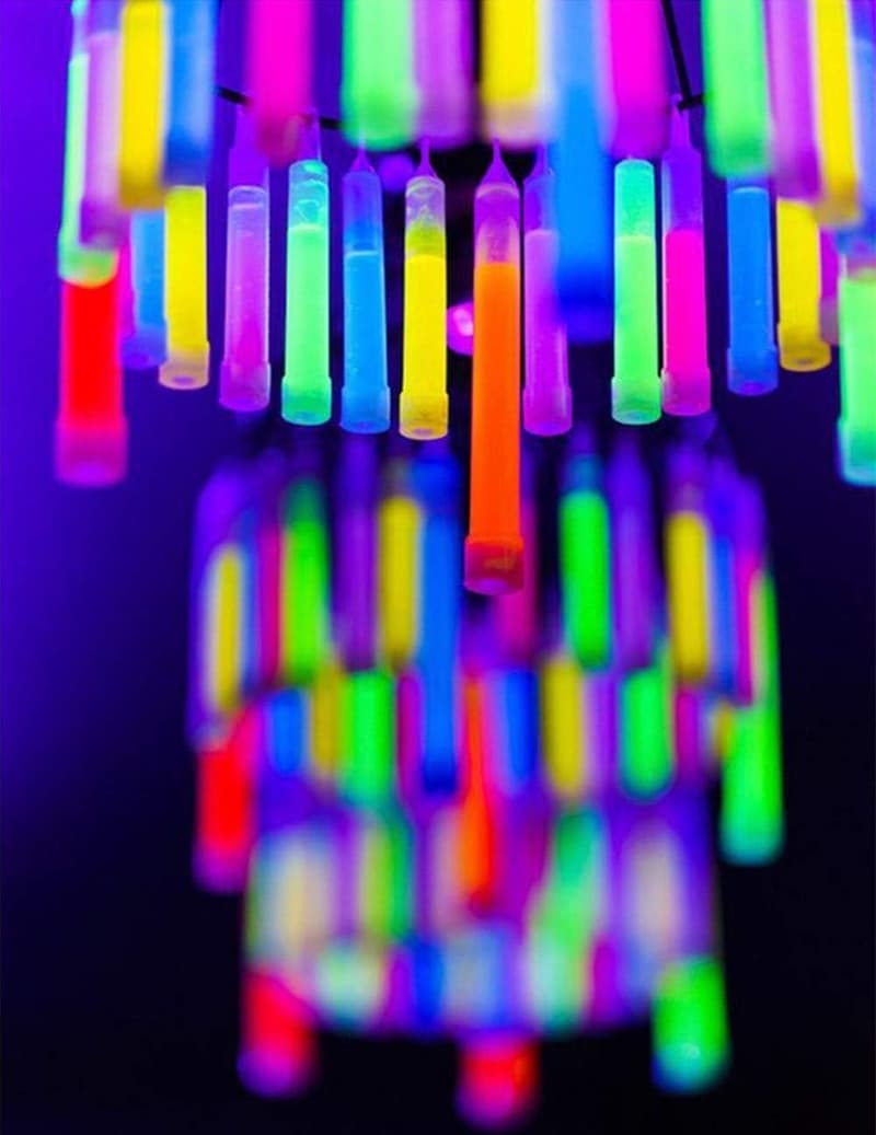 Premium 100ct Glow Sticks with Lanyards for Parties & Events