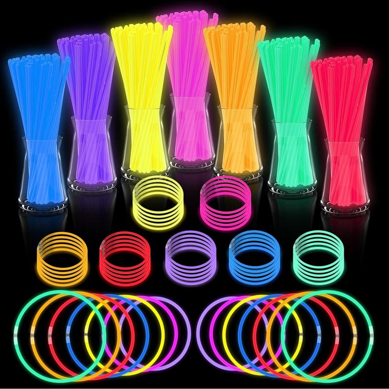 Easter Gift: 800 Ultra Bright Multicolor Glow Sticks Party Pack