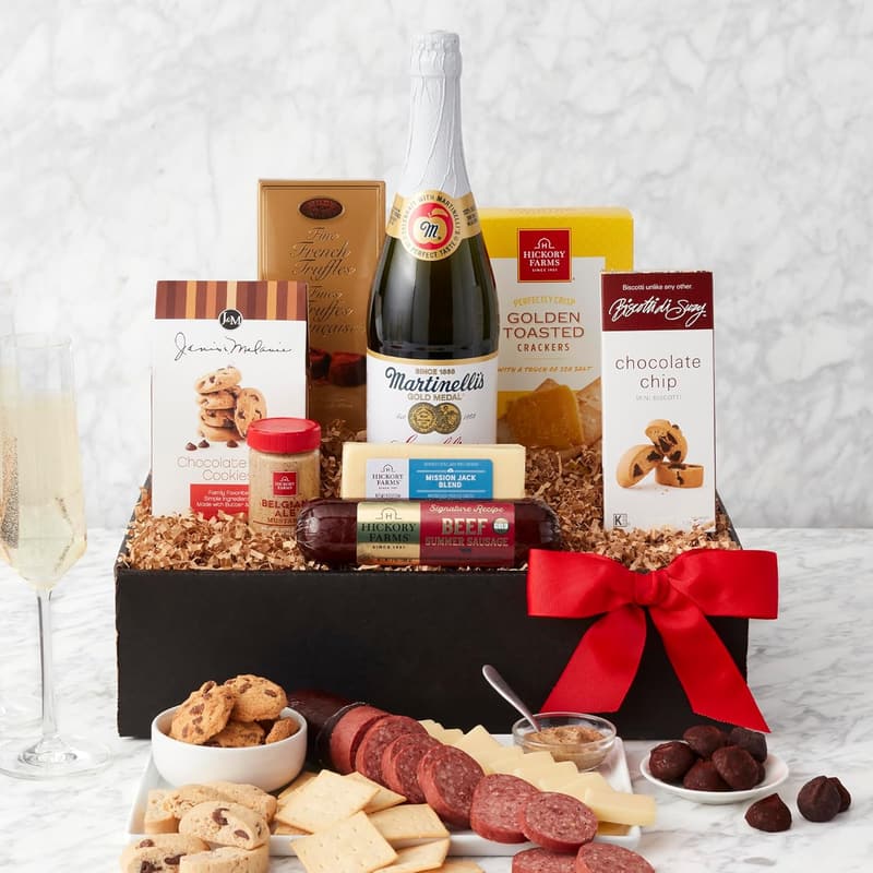 California Delicious Gourmet Food Gift Basket, 8 lb