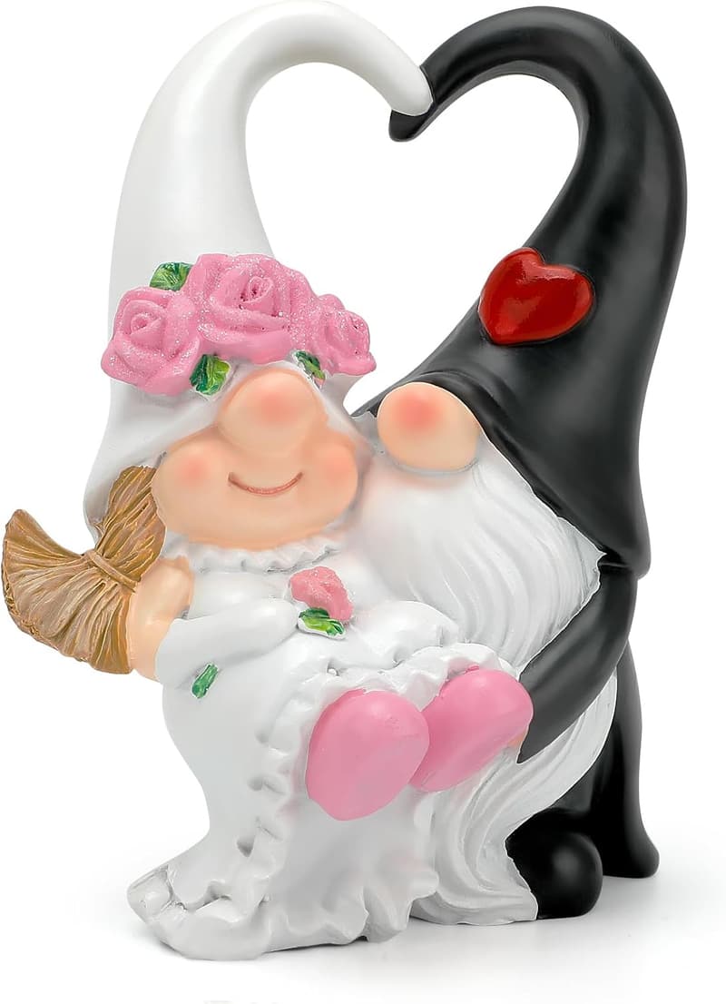 Wedding Anniversary Gnomes - Romantic Decor for Couples