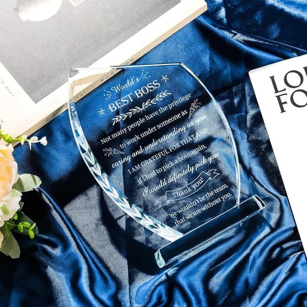 World's Best Boss Crystal Keepsake Plaque for Appreciation
