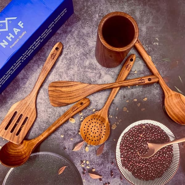 Eco-Friendly Wooden Utensil Set with Holder for Moms