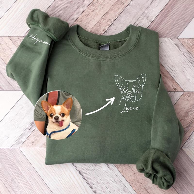 Dog Mom Personalized Sweatshirt with Custom Line Art Portrait