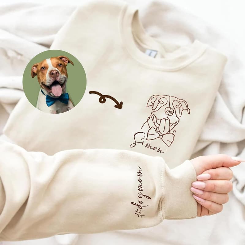 Dog Mom Personalized Sweatshirt with Custom Line Art Portrait