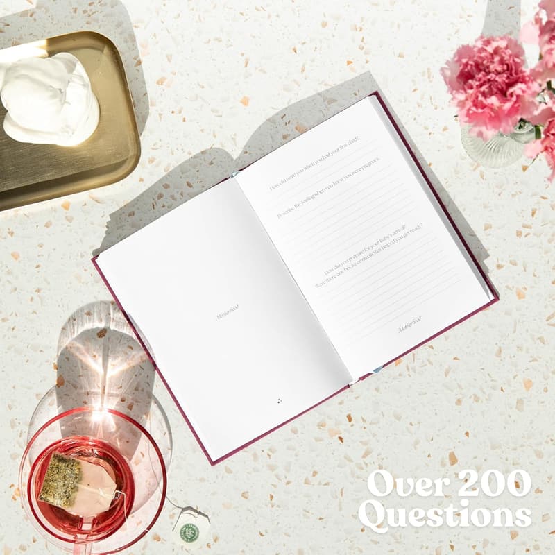 Mom's Story Journal: Family Keepsake with 250 Writing Prompts