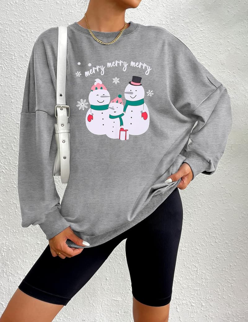 Christmas Women's Crewneck Sweatshirt with Tree Design