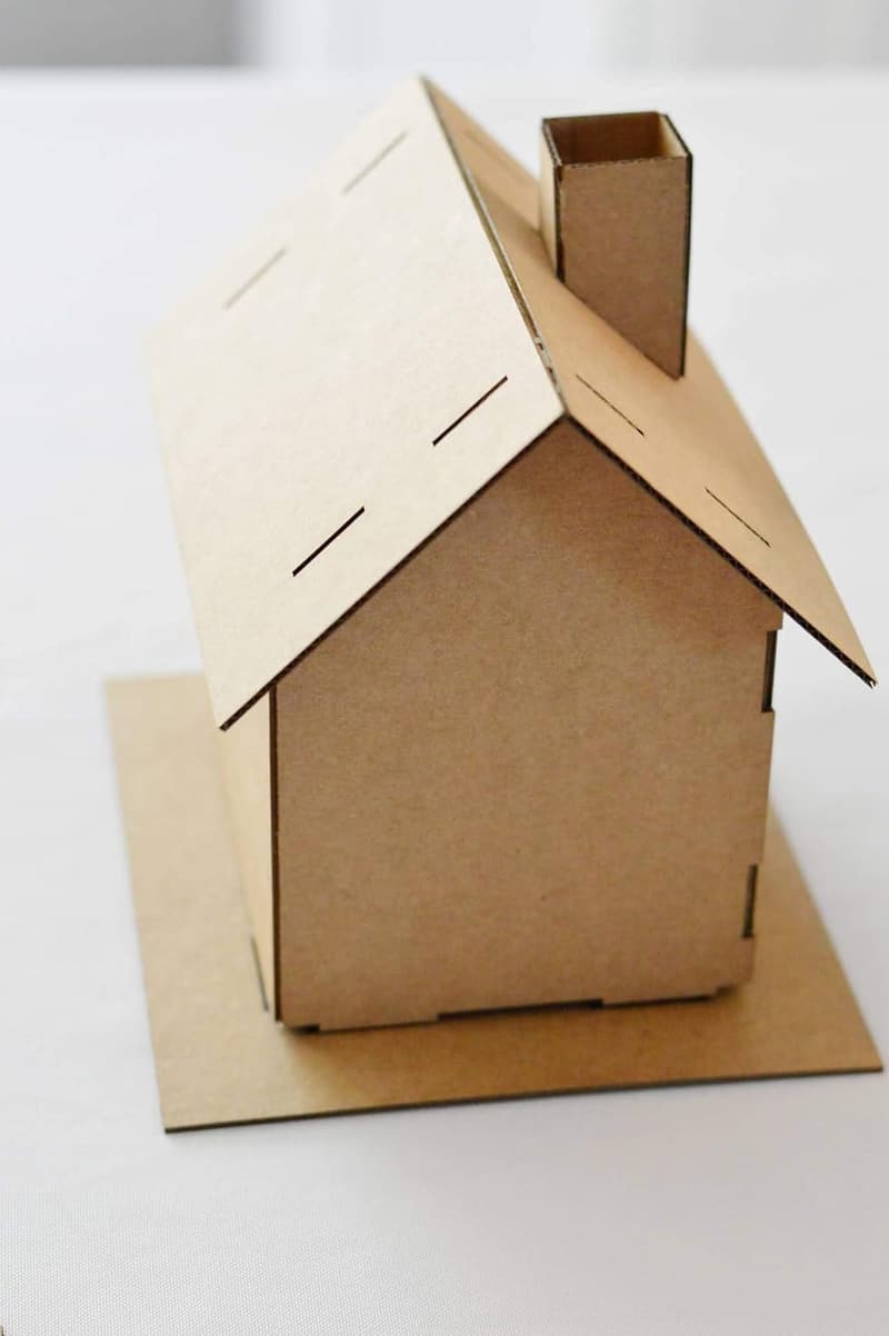 Christmas Gingerbread House Kit - Cardboard Pack of 5