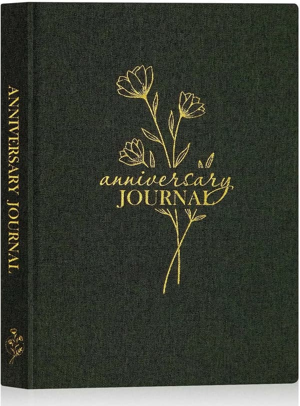 Wedding Anniversary Memory Journal - Linen Scrapbook for Couples