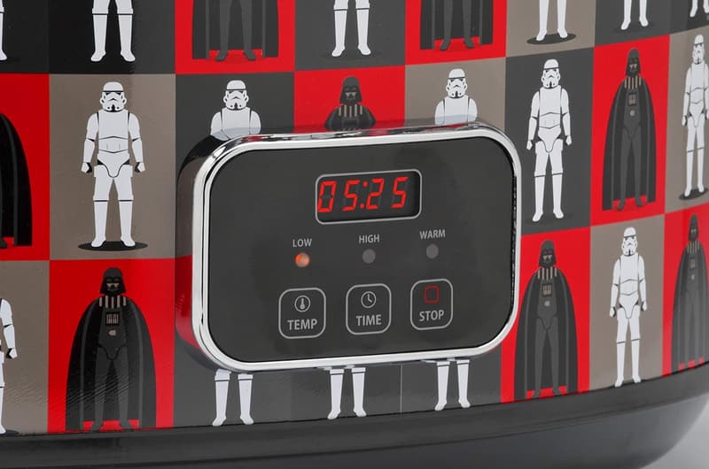 Star Wars Digital Slow Cooker with Sound, 7-Quart