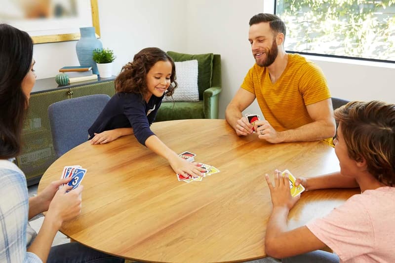 Travel Game Set: UNO, Skip-Bo & DOS in Storage Tin
