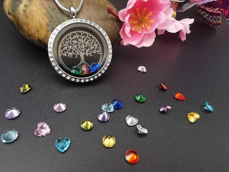 Family Tree of Life Floating Locket for Loved Ones