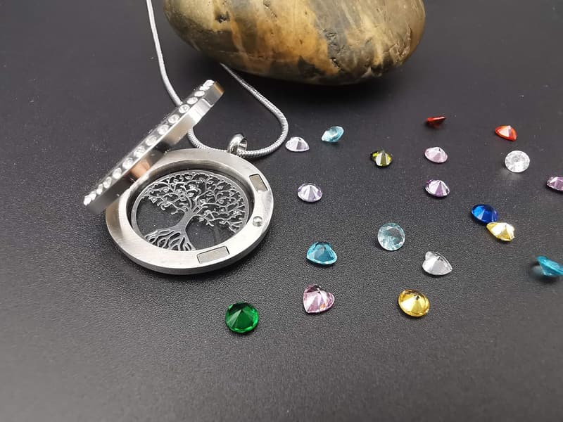 Family Tree of Life Floating Locket for Loved Ones
