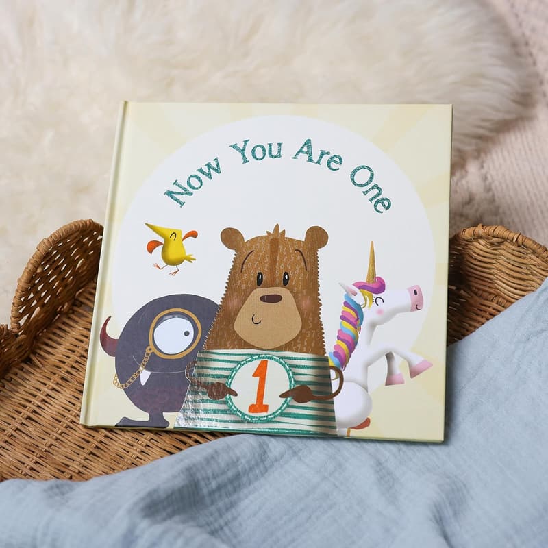 Happy Birthday Gift Book: 