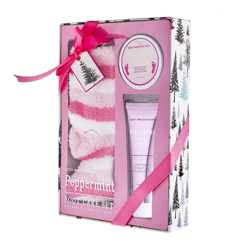 Peppermint Foot Spa Set Gift with Fuzzy Socks and Lotion
