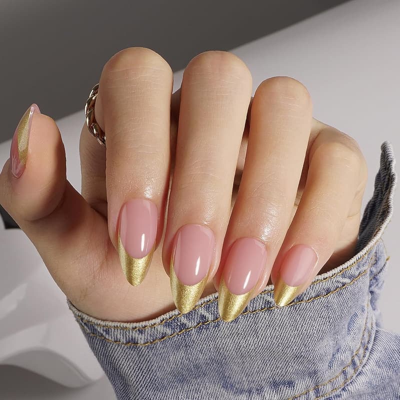 Gold Chrome French Tip Press-On Nails - 150 Pcs Medium Almond