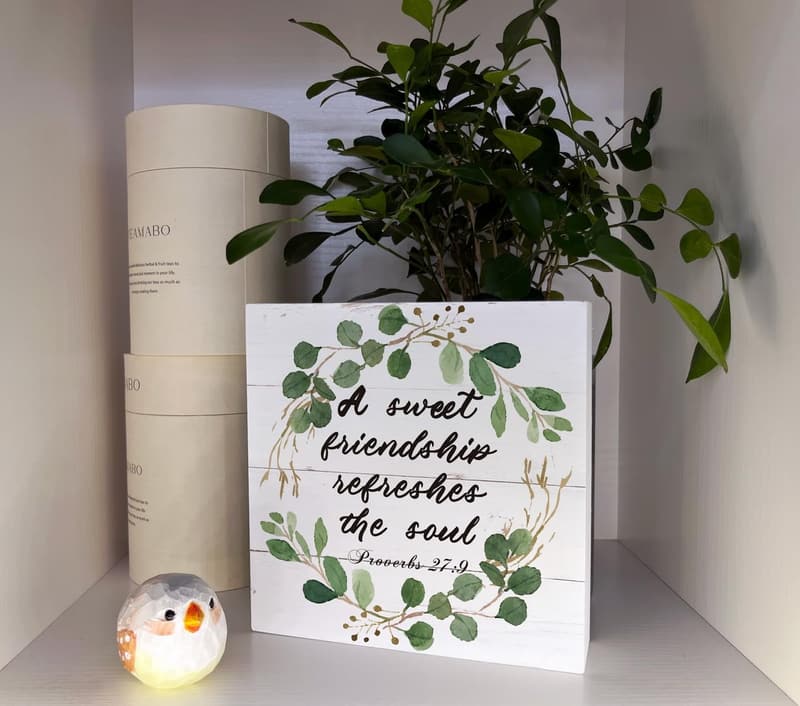 Friendship Bible Verse Wooden Desk Sign - Proverbs 27:9