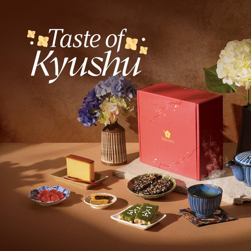 Japanese Snack & Homeware Box with Mochi & Cakes